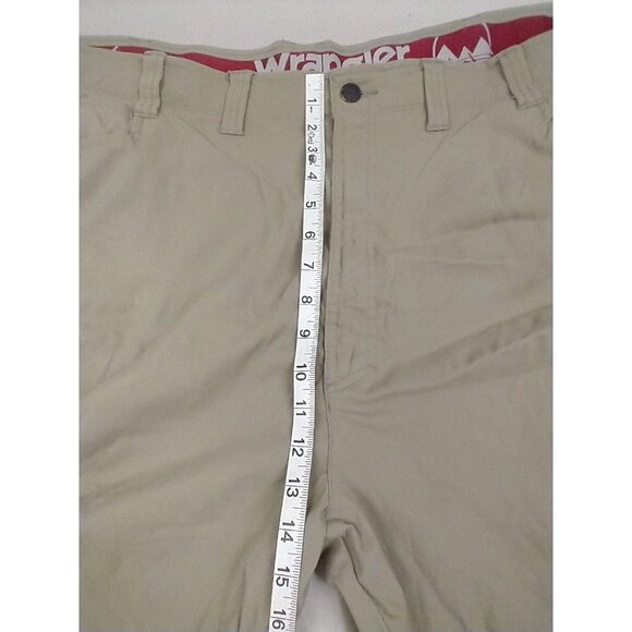 Wrangler Shorts Mens 48 Khaki Nylon/Spandex Outdoors Hiking Performance Cargo - Picture 3 of 9